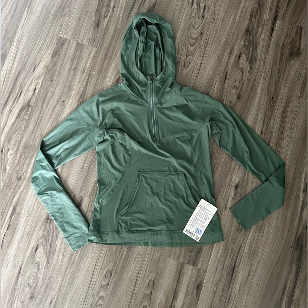 Lululemon Sleek Performance pullover